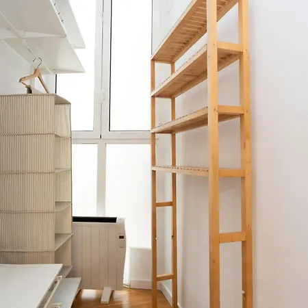 Bright And Cozy Flat In The Heart Of The