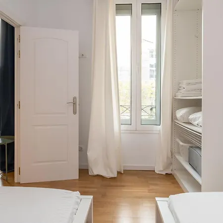 Bright And Cozy Flat In The Heart Of The * Barcelona
