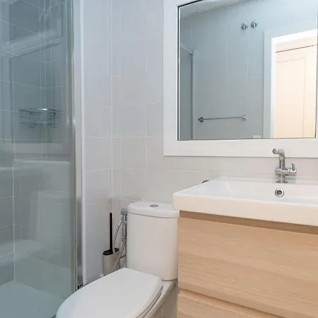 Apartamento Bright And Cozy Flat In The Heart Of The *