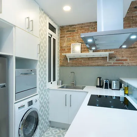 Bright And Cozy Flat In The Heart Of The Barcelona